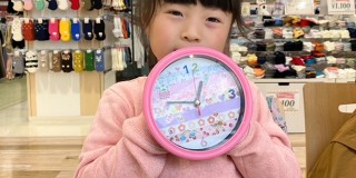「壁掛け時計をデコっちゃおう！」ワークショップ開催しました★