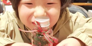 「クリスマスハーバリウム作り」ワークショップ開催しました★